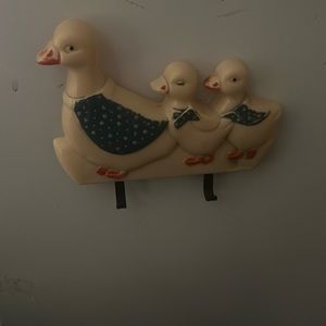 Momma Duck Baby Ducks Following ARJON Vintage Fridge Magnet With Hanging Hooks